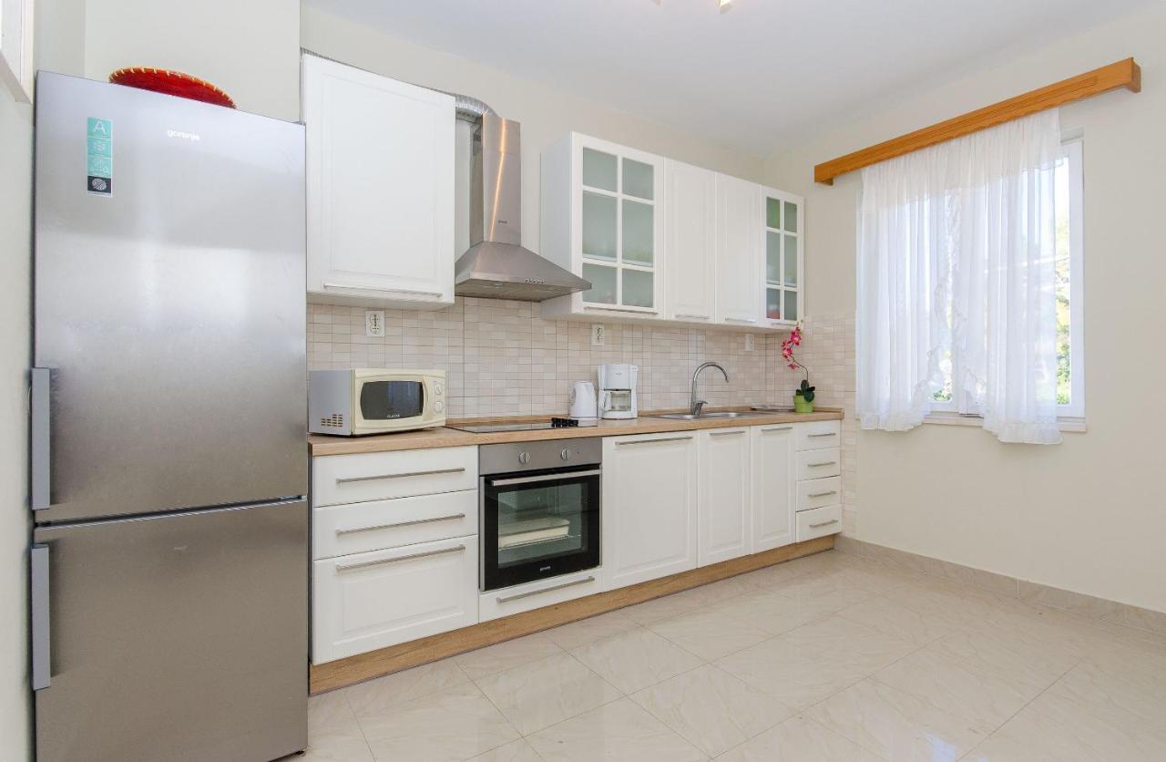 Apartments Ivan Prizba Luaran gambar
