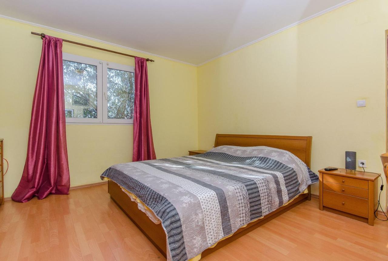 Apartments Ivan Prizba Luaran gambar
